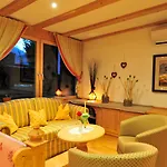 Bed & Breakfast Jasmin 3*