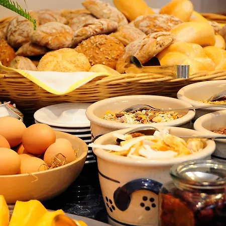 Alojamento de Acomodação e Pequeno-almoço Jasmin Merano