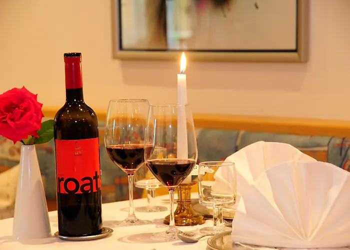 Jasmin Nocleg ze śniadaniem 3*